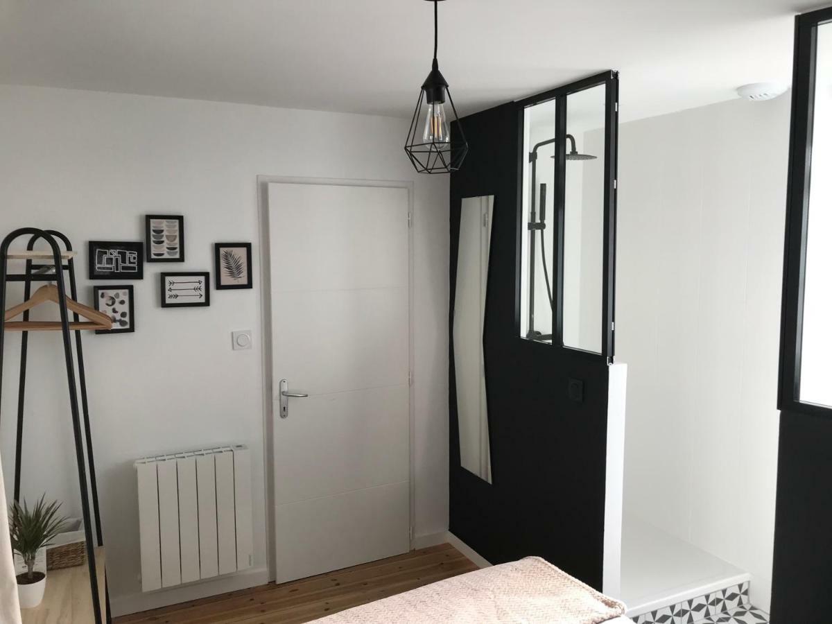 Appartement Au Coeur Du Quartier Historique Vannes Exterior foto